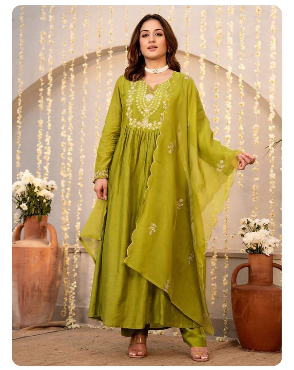 tulsi vichitra silk embroidered set tulsi vichitra silk embroidered set