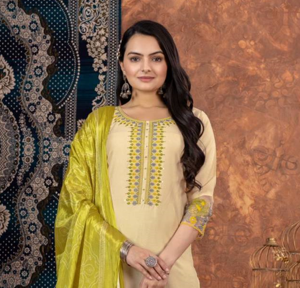 Aayesha Suit Set in Cream & Lime